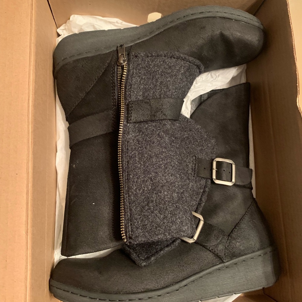 New Born boots shoes